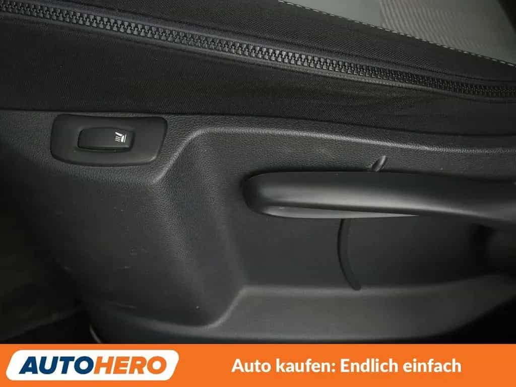 Renault Captur 1.2 TCe Zen Aut.*NAVI*CAM*AHK*PDC*SHZ* 02/2017-photo-28