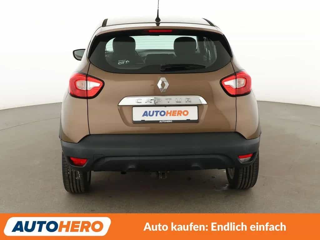 Renault Captur 1.2 TCe Zen Aut.*NAVI*CAM*AHK*PDC*SHZ* 02/2017-photo-4
