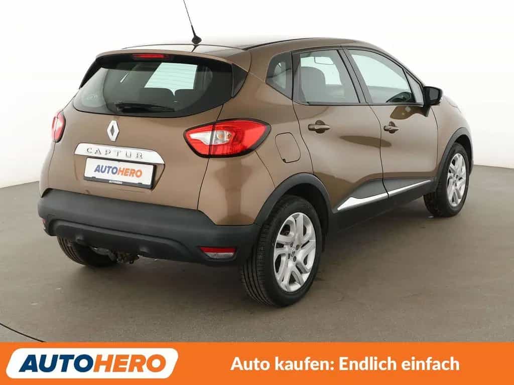 Renault Captur 1.2 TCe Zen Aut.*NAVI*CAM*AHK*PDC*SHZ* 02/2017-photo-5