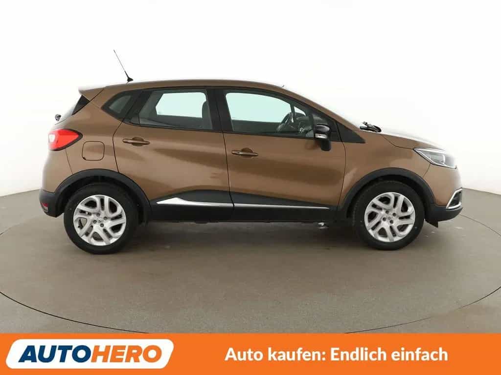 Renault Captur 1.2 TCe Zen Aut.*NAVI*CAM*AHK*PDC*SHZ* 02/2017-photo-6