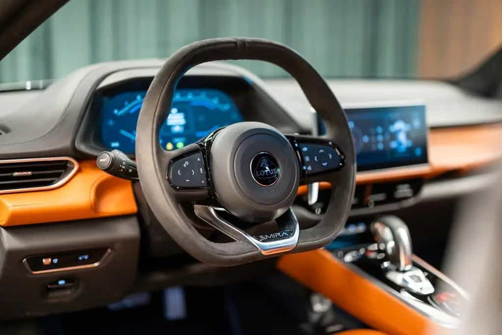 Lotus Emira 2.0 Turbo 268 kW First Edition 03/2023-photo-12