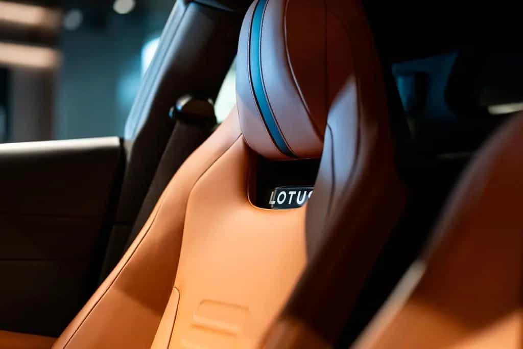 Lotus Emira 2.0 Turbo 268 kW First Edition 03/2023-photo-20