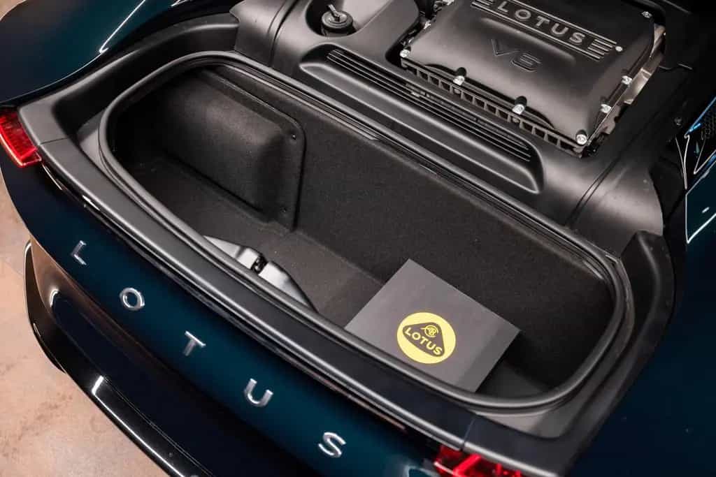 Lotus Emira 2.0 Turbo 268 kW First Edition 03/2023-photo-27