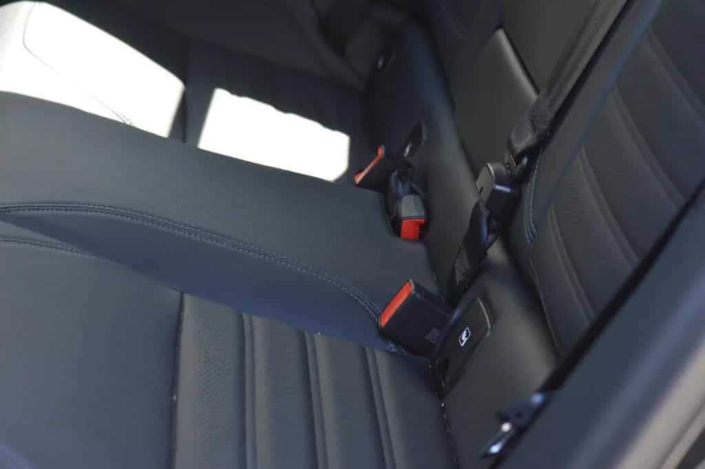 Alfa Romeo Giulia Veloce Q4 210PS/PREMIUM-P/MATRIX 04/2023-photo-6