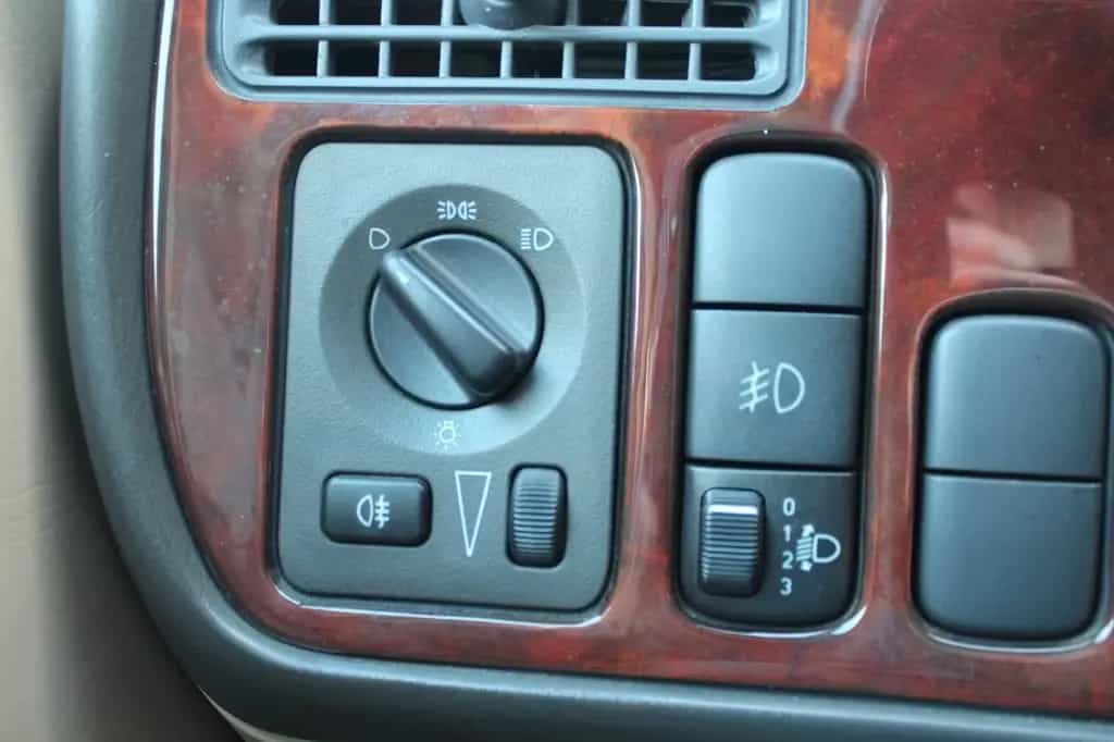 Saab 9-5 3.0t V6 SE Kombi Aut Leder*Schiebedach 01/2000-photo-19