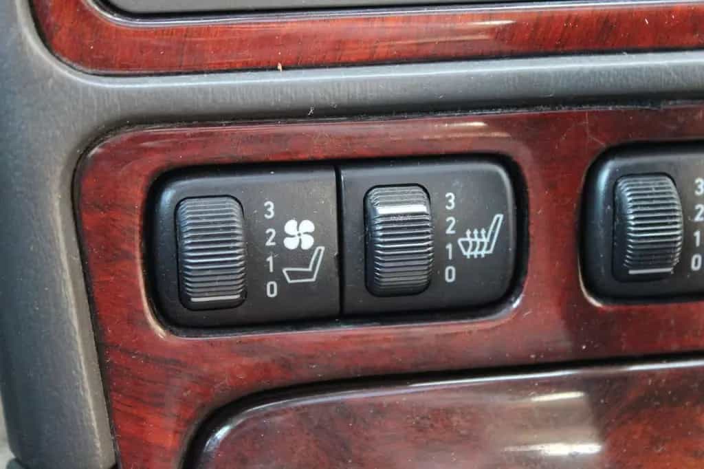 Saab 9-5 3.0t V6 SE Kombi Aut Leder*Schiebedach 01/2000-photo-22