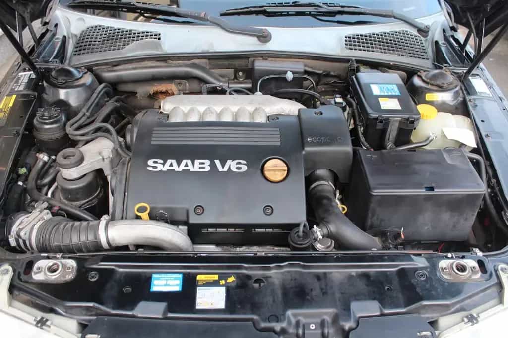 Saab 9-5 3.0t V6 SE Kombi Aut Leder*Schiebedach 01/2000-photo-28
