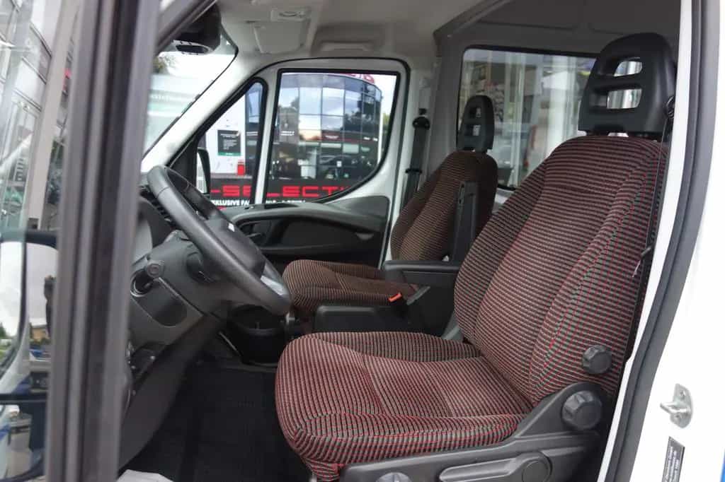 Iveco Other Daily 3.0 CNG BUS L2H2 eTÜR/LED/KAM/9-SITZER 07/2024-photo-21