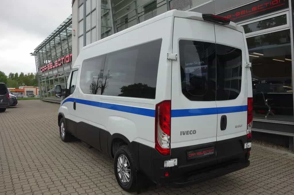 Iveco Other Daily 3.0 CNG BUS L2H2 eTÜR/LED/KAM/9-SITZER 07/2024-photo-4
