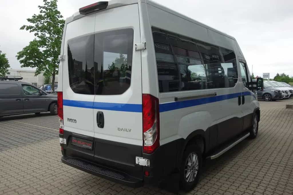 Iveco Other Daily 3.0 CNG BUS L2H2 eTÜR/LED/KAM/9-SITZER 07/2024-photo-5