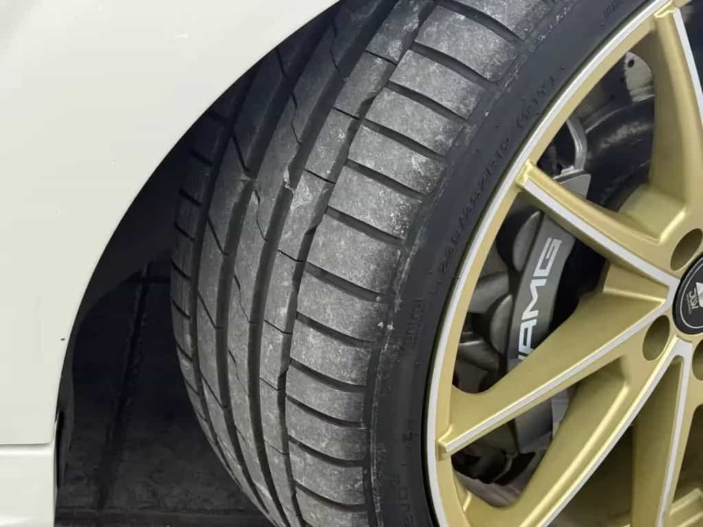 Mercedes-Benz C 63 AMG 6.3, Pano, Carbon Paket, Deutsch, H&K 01/2013-photo-3