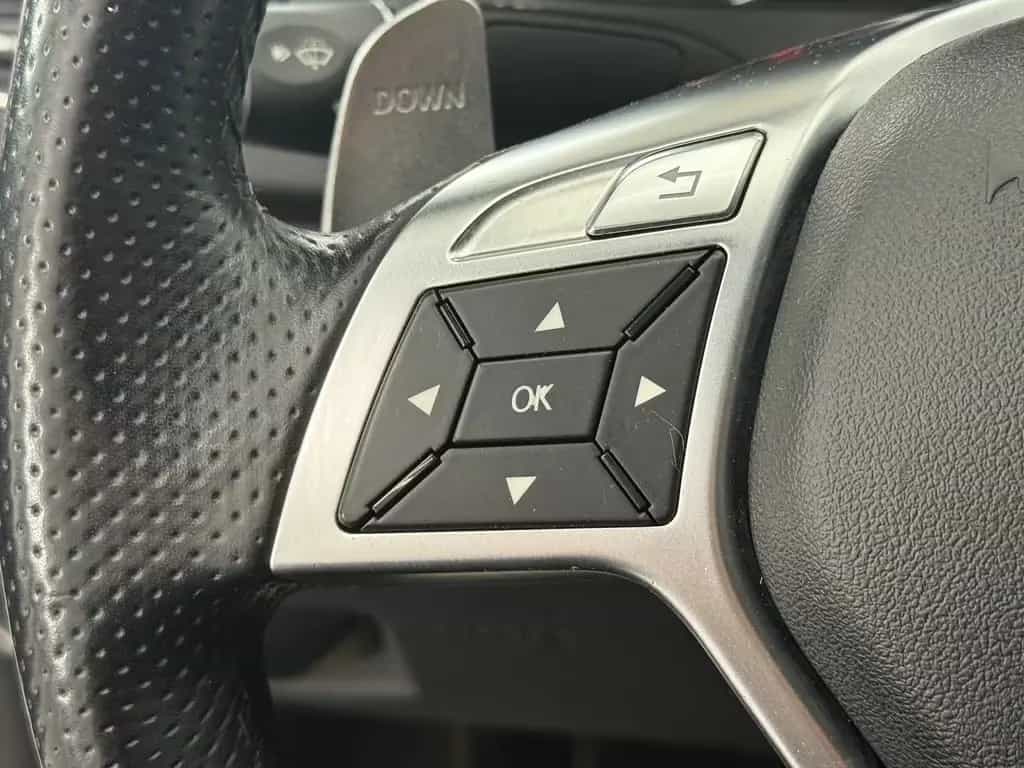 Mercedes-Benz C 63 AMG 6.3, Pano, Carbon Paket, Deutsch, H&K 01/2013-photo-30