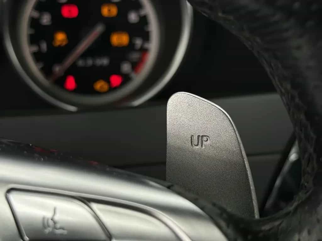 Mercedes-Benz C 63 AMG 6.3, Pano, Carbon Paket, Deutsch, H&K 01/2013-photo-32
