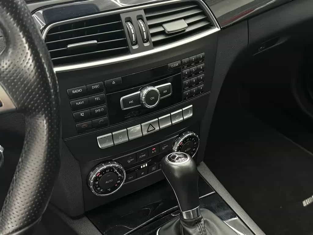 Mercedes-Benz C 63 AMG 6.3, Pano, Carbon Paket, Deutsch, H&K 01/2013-photo-35