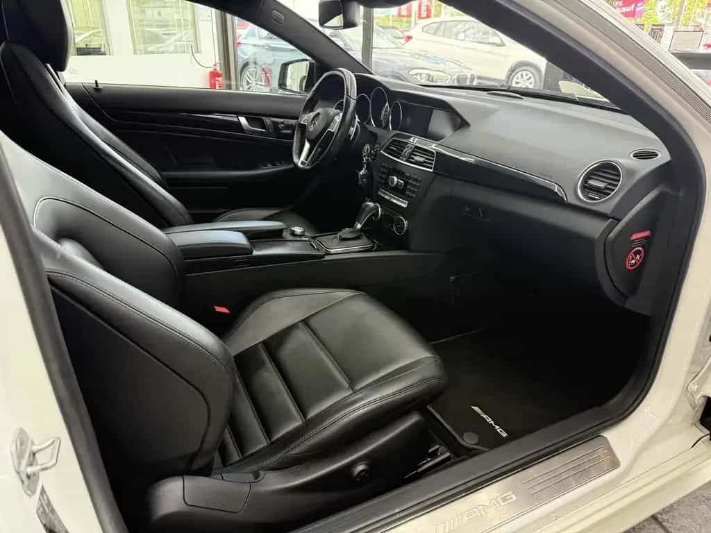 Mercedes-Benz C 63 AMG 6.3, Pano, Carbon Paket, Deutsch, H&K 01/2013-photo-37