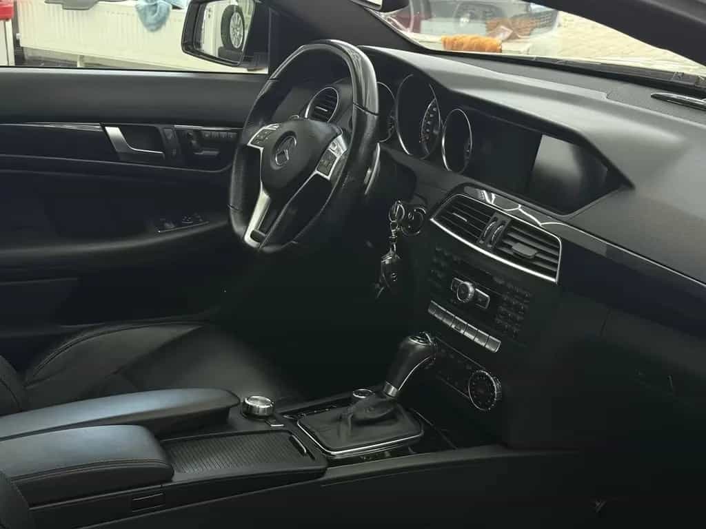 Mercedes-Benz C 63 AMG 6.3, Pano, Carbon Paket, Deutsch, H&K 01/2013-photo-39