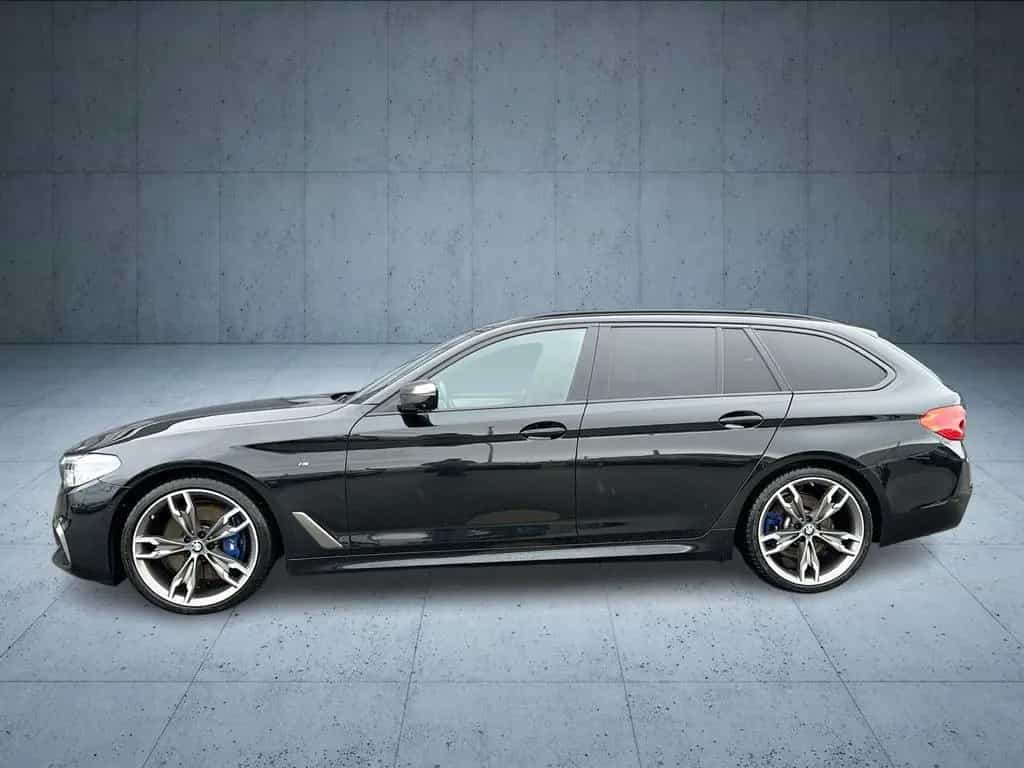BMW M550 d xDrive Touring /AHK /PANO /DISPLAY-KEY 11/2019-photo-1