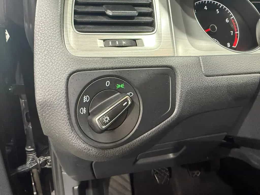 Volkswagen Golf 7 Kombi Comfortline*BI-Xenon*8 Fach*1.4 TSI 04/2015-photo-30