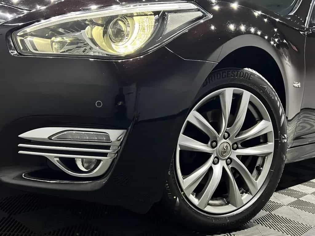 Infiniti Q70 2.2 D Premium|AUTOM|LEDER|LED|NAVI|R-CAM 03/2017-photo-27