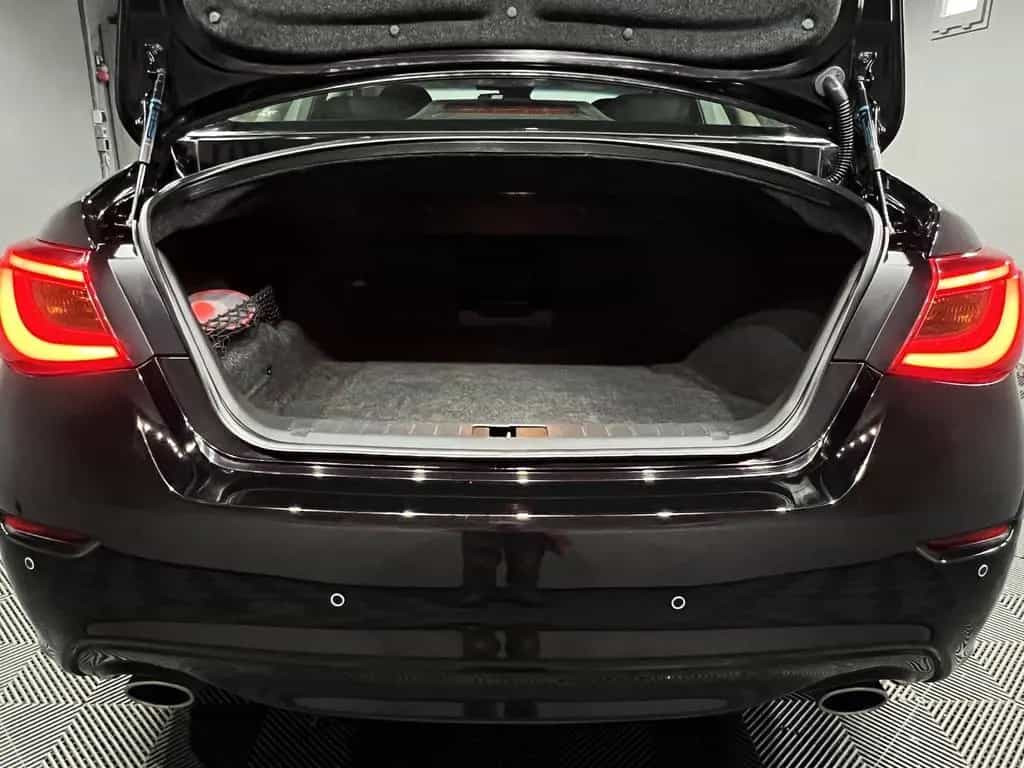 Infiniti Q70 2.2 D Premium|AUTOM|LEDER|LED|NAVI|R-CAM 03/2017-photo-7