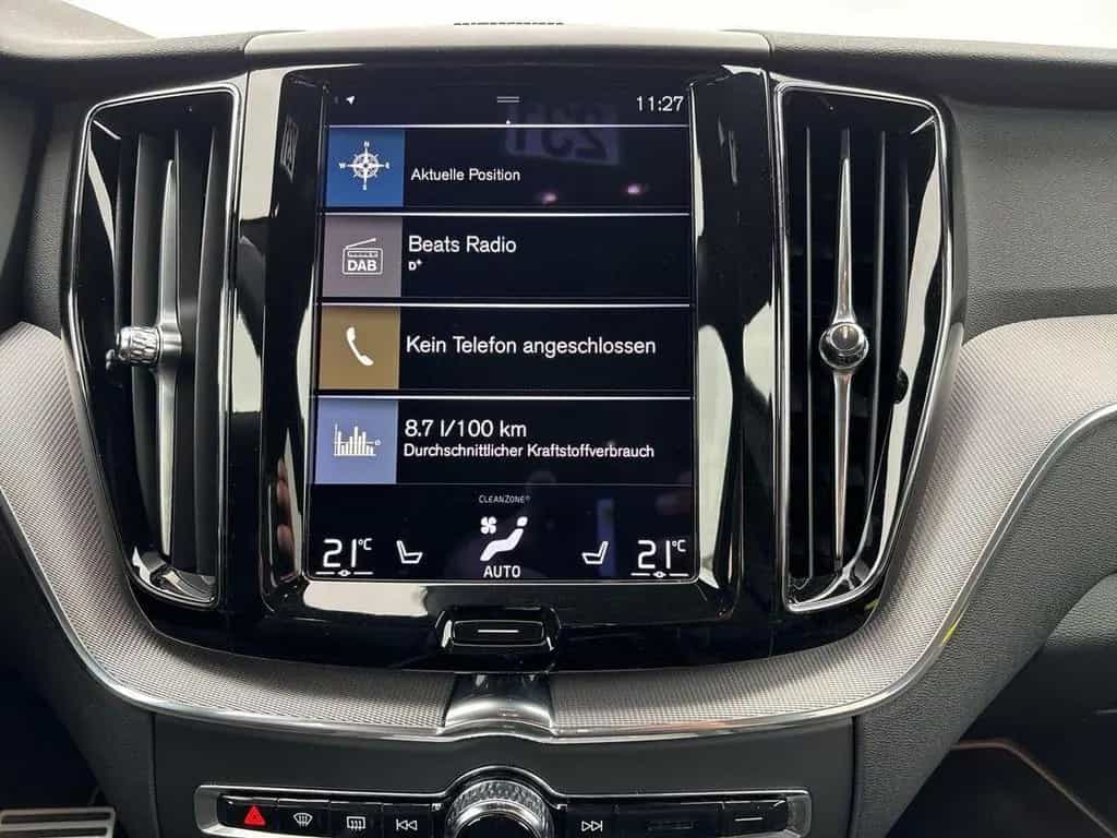 Volvo XC60 B5 AWD R Design 4xSHZ ACC CAM H/K LHZ STDHZ 10/2020-photo-10