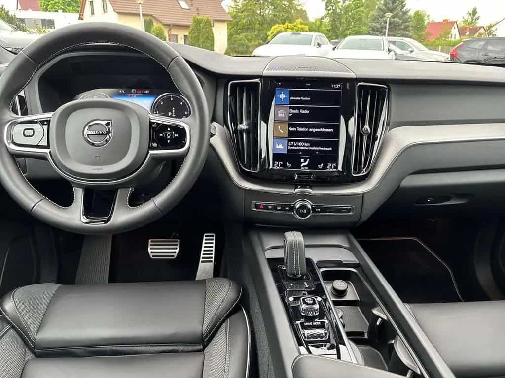 Volvo XC60 B5 AWD R Design 4xSHZ ACC CAM H/K LHZ STDHZ 10/2020-photo-13