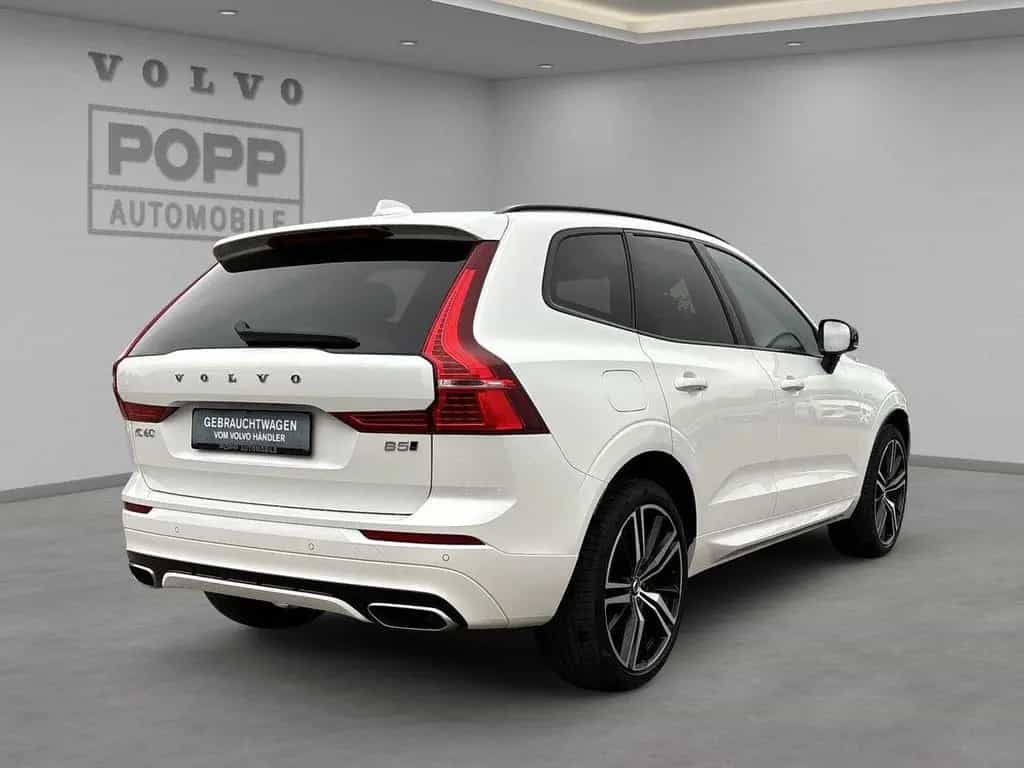 Volvo XC60 B5 AWD R Design 4xSHZ ACC CAM H/K LHZ STDHZ 10/2020-photo-3