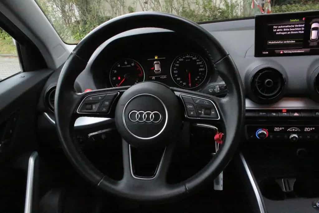 Audi Q2 sport~1 HAND~NAVI~SHZ 03/2017-photo-10