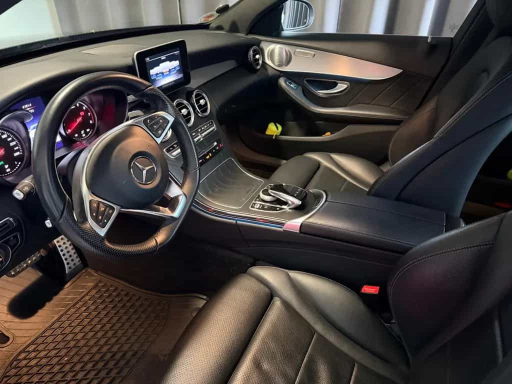Mercedes-Benz C 200 AMG Line - 9G-TRONIC - Burmester 08/2018-photo-6