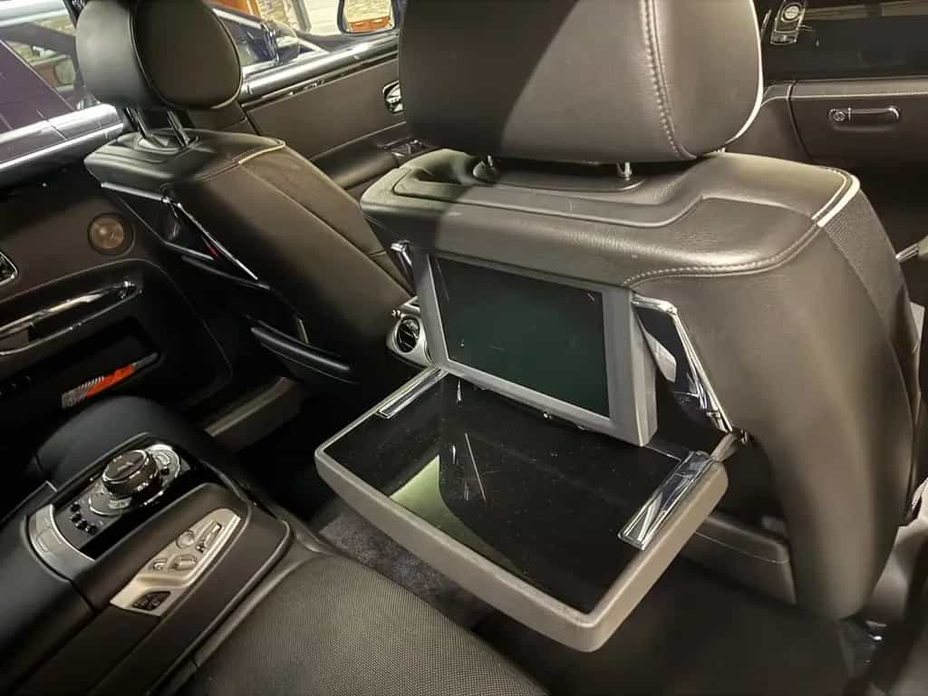 Rolls-Royce Ghost Extended Wheelbase - 08/2015-photo-13