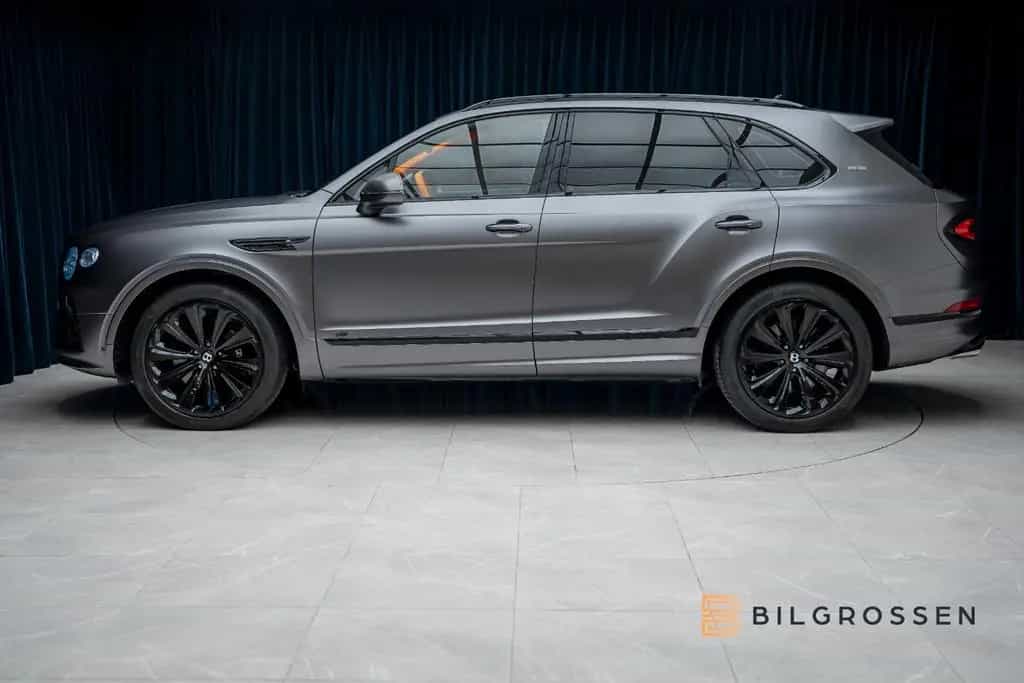 Bentley Bentayga 4.0 V8 First Edition Mulliner Blackline 01/2023-photo-1