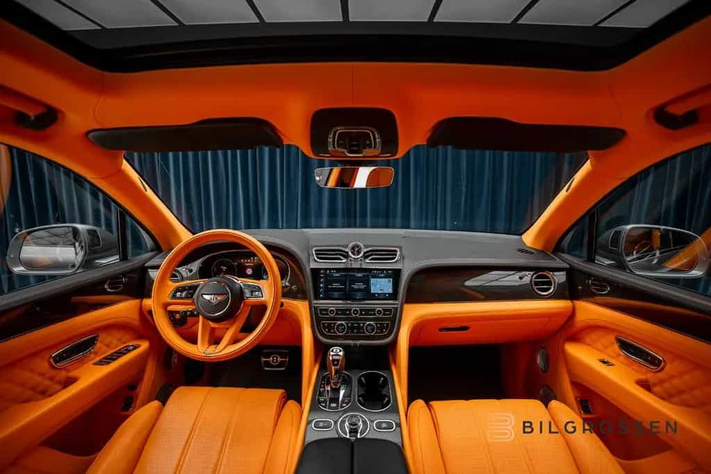 Bentley Bentayga 4.0 V8 First Edition Mulliner Blackline 01/2023-photo-15