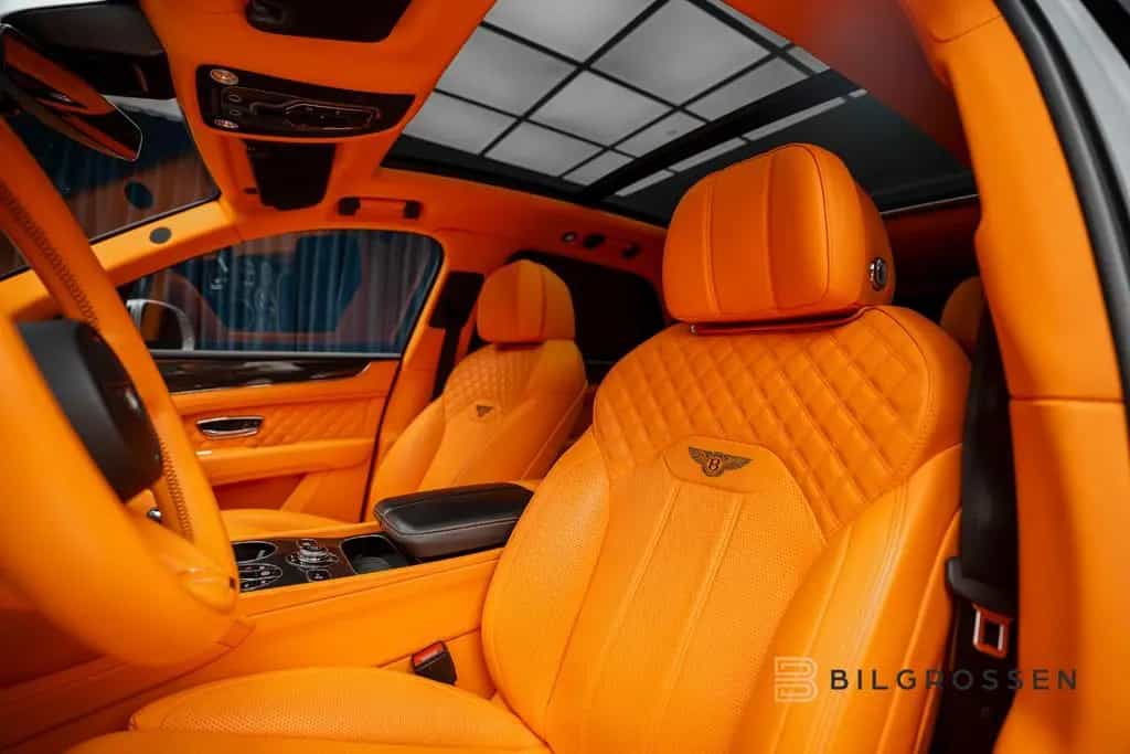 Bentley Bentayga 4.0 V8 First Edition Mulliner Blackline 01/2023-photo-19