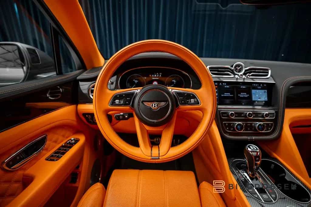 Bentley Bentayga 4.0 V8 First Edition Mulliner Blackline 01/2023-photo-22