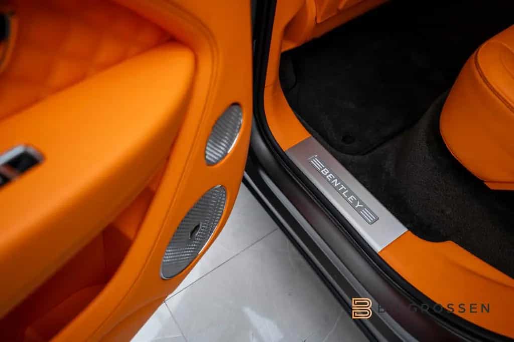 Bentley Bentayga 4.0 V8 First Edition Mulliner Blackline 01/2023-photo-26