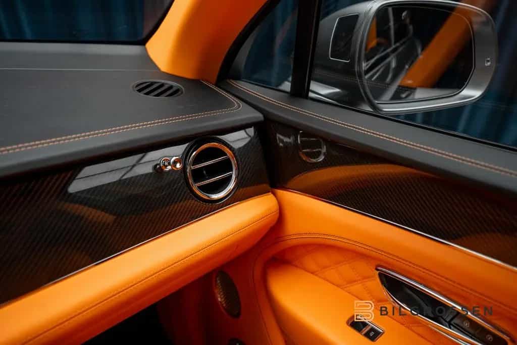 Bentley Bentayga 4.0 V8 First Edition Mulliner Blackline 01/2023-photo-29