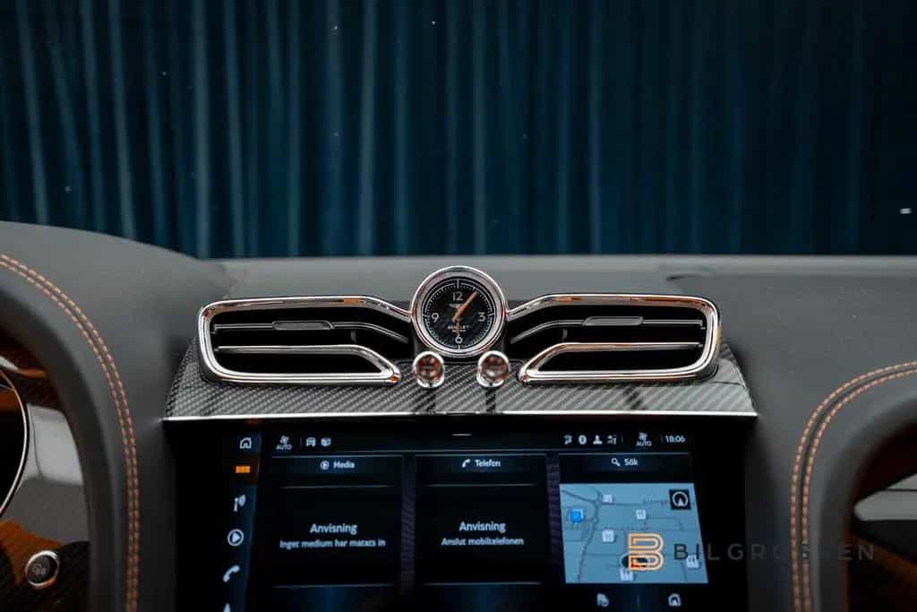 Bentley Bentayga 4.0 V8 First Edition Mulliner Blackline 01/2023-photo-31