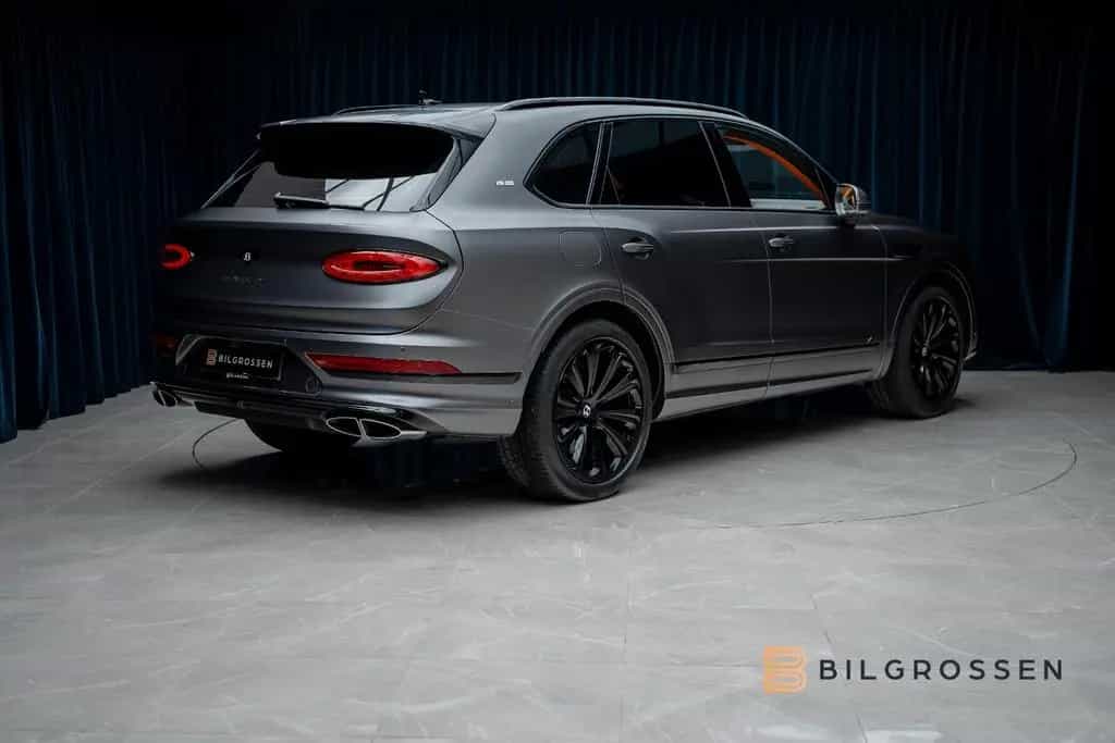 Bentley Bentayga 4.0 V8 First Edition Mulliner Blackline 01/2023-photo-4
