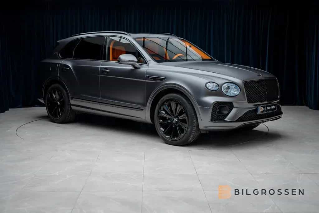 Bentley Bentayga 4.0 V8 First Edition Mulliner Blackline 01/2023-photo-6
