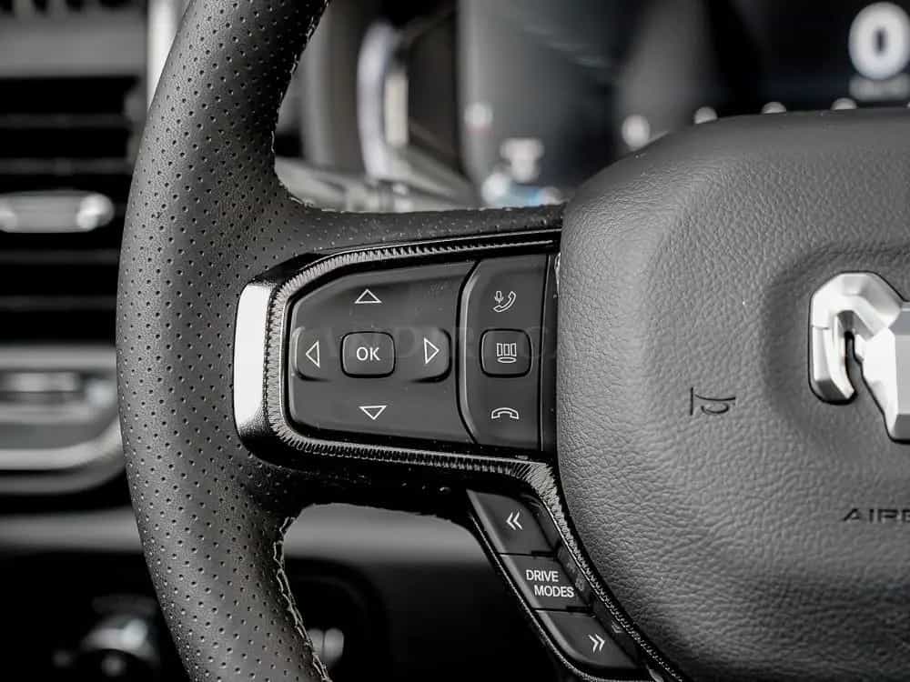 Dodge RAM 2026 5.7L V8 HEMI!  RAM 1500 Sport €72000 +360° null-photo-18