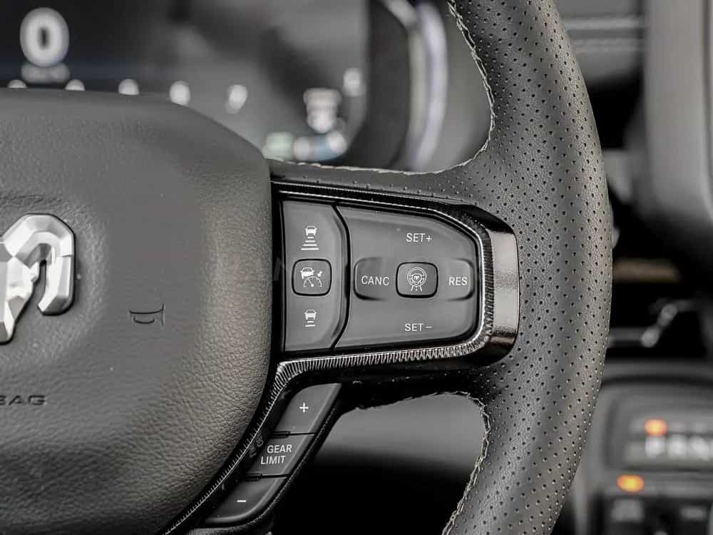 Dodge RAM 2026 5.7L V8 HEMI!  RAM 1500 Sport €72000 +360° null-photo-19