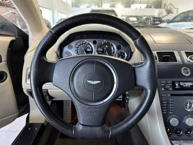 Aston Martin V8 Vantage ASTON MARTIN V8 Vantage Coupé 06/2006-photo-10