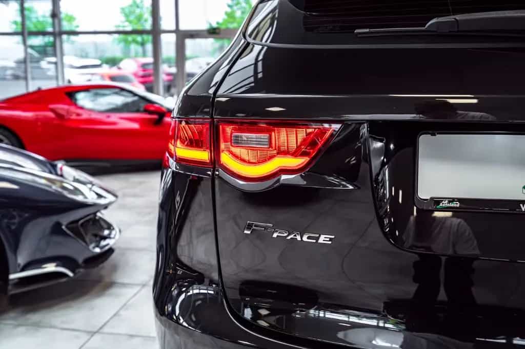 Jaguar F-Pace F-PACE R-Sport AWD 03/2017-photo-13