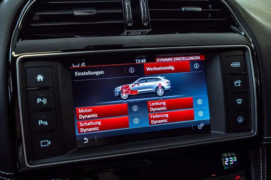 Jaguar F-Pace F-PACE R-Sport AWD 03/2017-photo-39