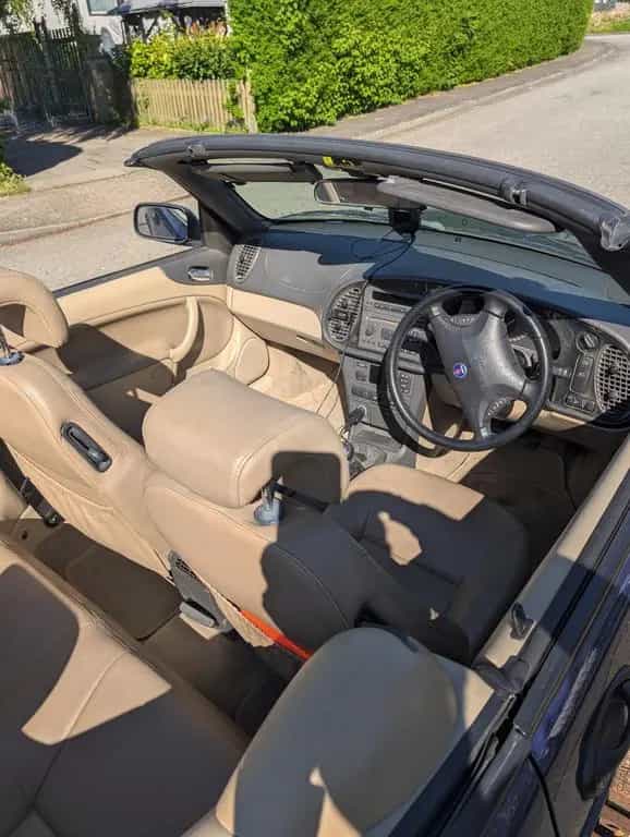 Saab 9-3 2.0t Cabriolet SE RHD 10/2002-photo-12