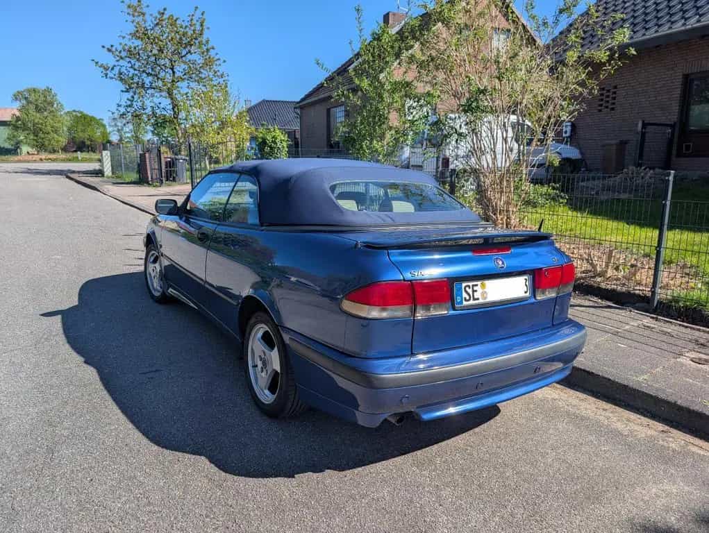 Saab 9-3 2.0t Cabriolet SE RHD 10/2002-photo-4
