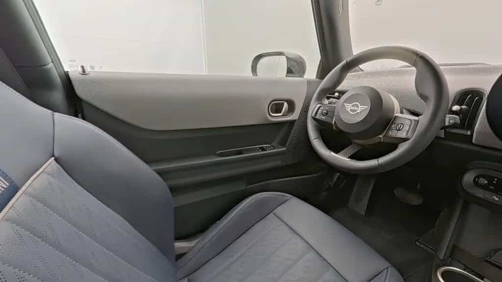 MINI Cooper C 12/2024-photo-10