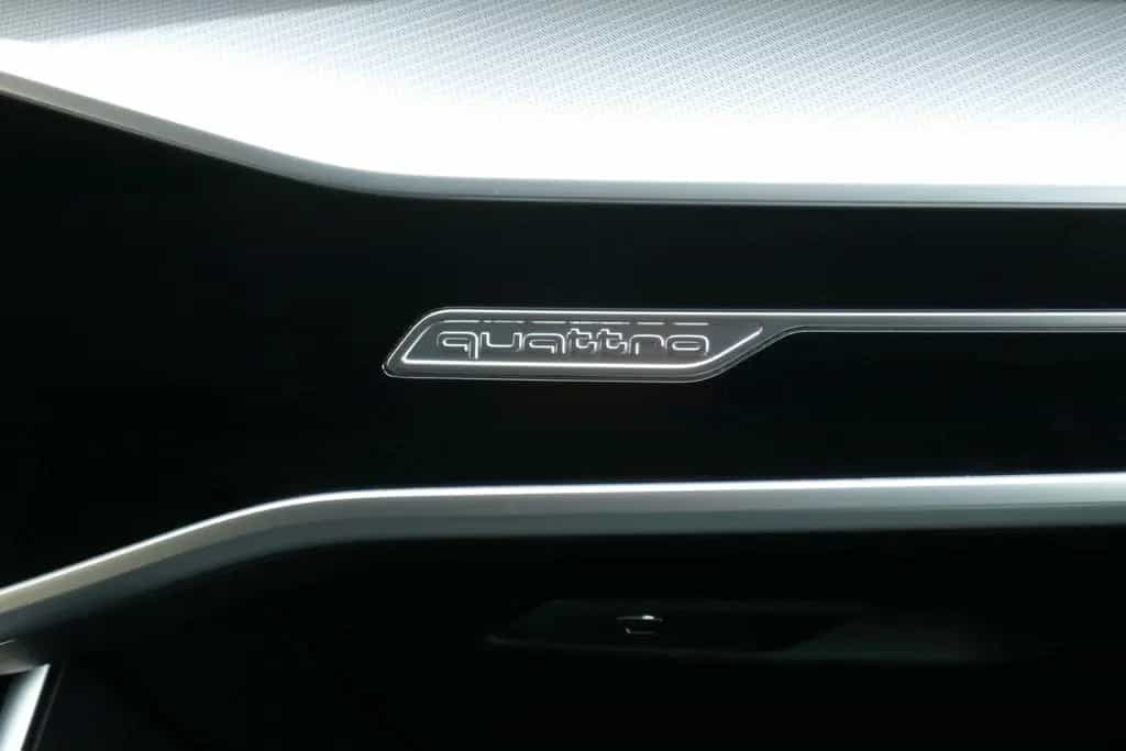 Audi A6 quattro Pano Leder Virtual Kamera AHK 8-fach 03/2023-photo-32