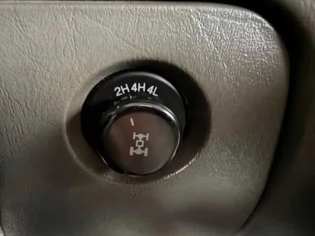 Ssangyong Korando 2.9TD 4WD,KLIMA,LKW-ZULASSUNG 10/2002-photo-24