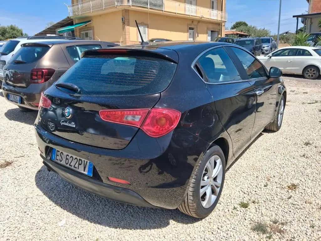 Alfa Romeo Giulietta 1.6 JTDm-2 105 CV Distincti 09/2013-photo-1